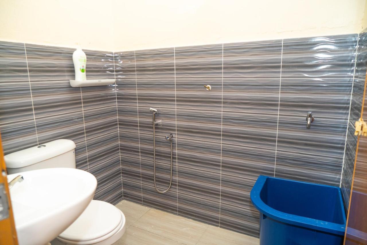 Adorable 3-Bedroom Home With Pool, Wi-Fi And Bbq Rembau Екстер'єр фото