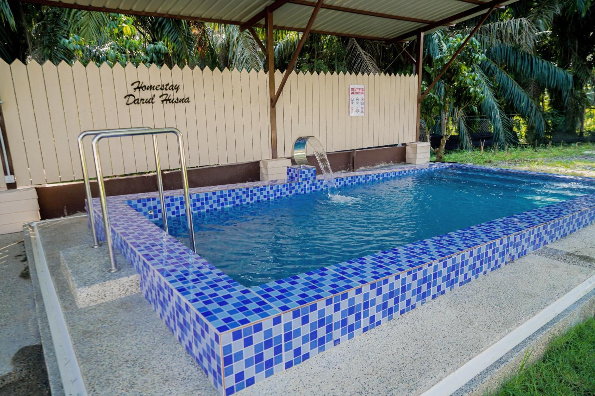 Adorable 3-Bedroom Home With Pool, Wi-Fi And Bbq Rembau Екстер'єр фото